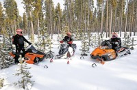 2011-Crossover-Snowmobile-Shootout