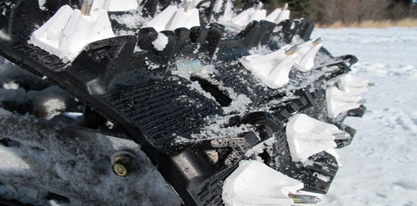 Super-Lite Pro Series Backer Plates from Stud Boy really gripped the trail. We tested them in our Arctic Cat F 800 Sno Pro.