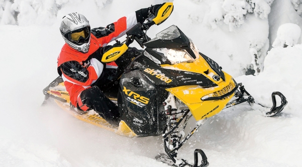 The 2014 Ski-Doo MX Z X-RS 800R comes in the REV-XS chassis platform.